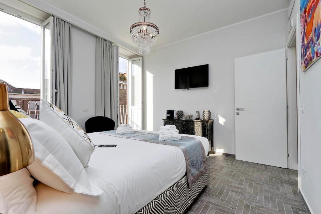 Boutique Suites Della Croce Рим Экстерьер фото