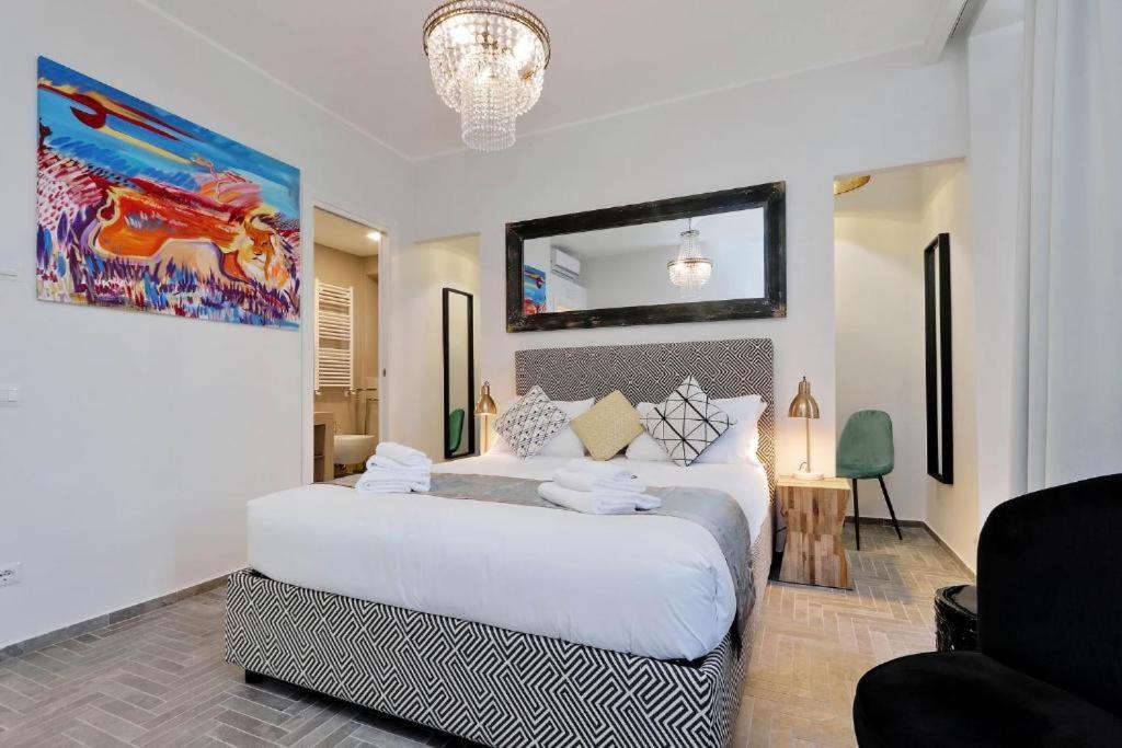 Boutique Suites Della Croce Рим Экстерьер фото