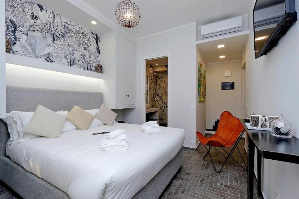 Boutique Suites Della Croce Рим Экстерьер фото