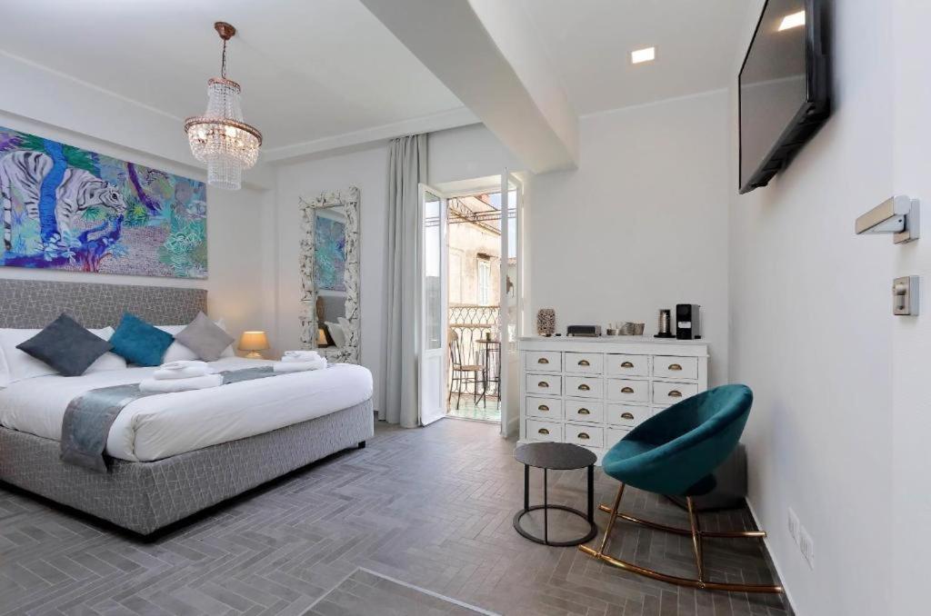 Boutique Suites Della Croce Рим Экстерьер фото