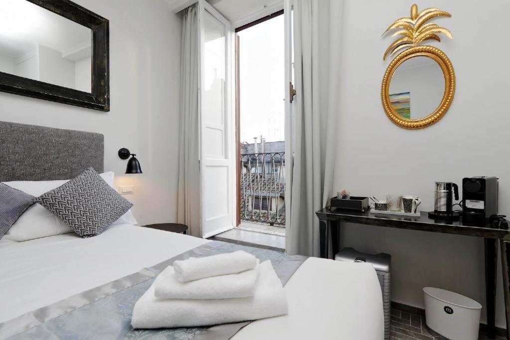 Boutique Suites Della Croce Рим Экстерьер фото