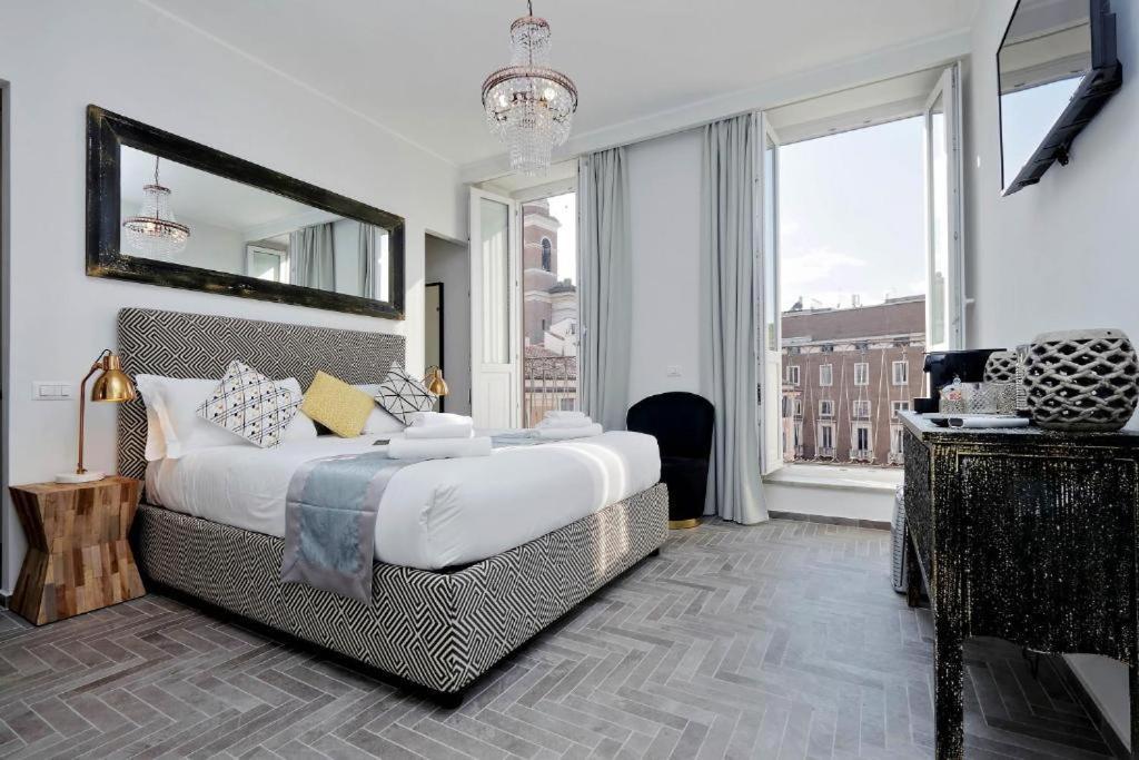 Boutique Suites Della Croce Рим Экстерьер фото